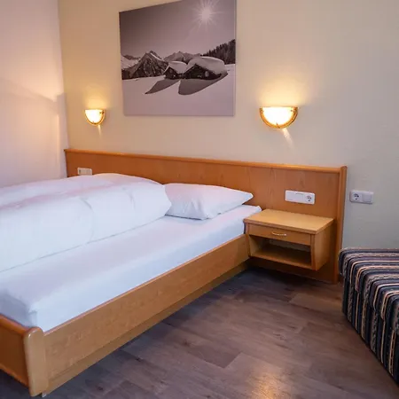 Beate * Kappl (Landeck)